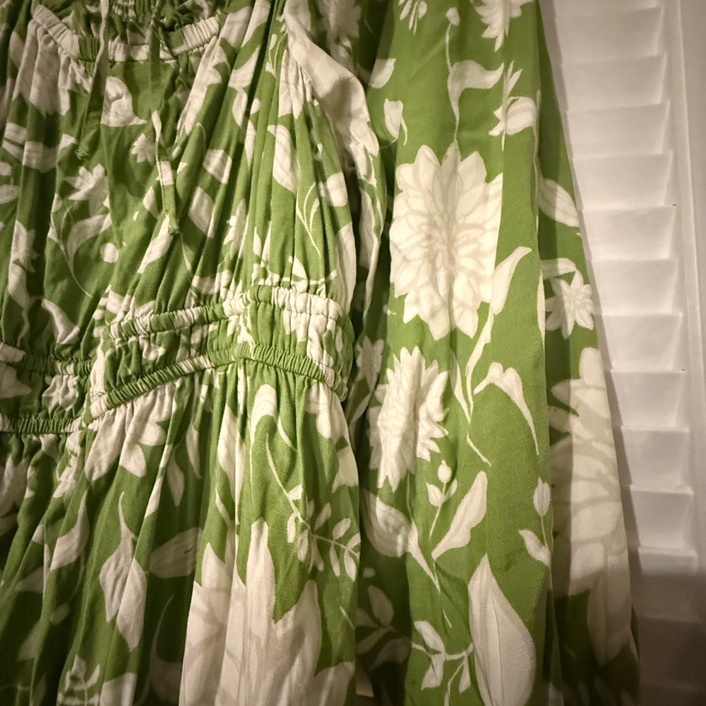 Ava & Viv Green and White Floral Long Sleeve Dress - Picture 5 of 6